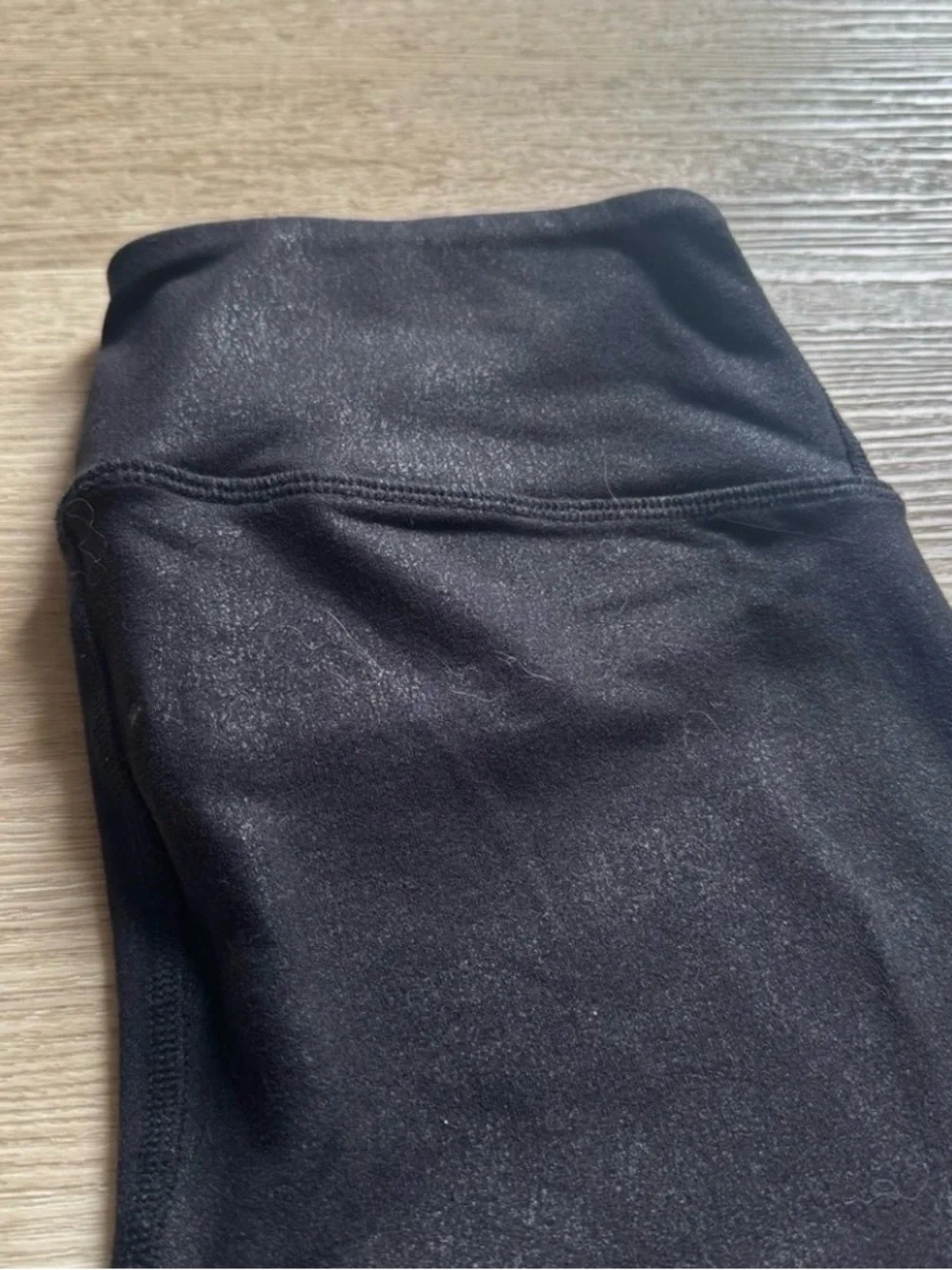 NWOT! Alo Airbrush Full Length Faux Leather Look Leggings S